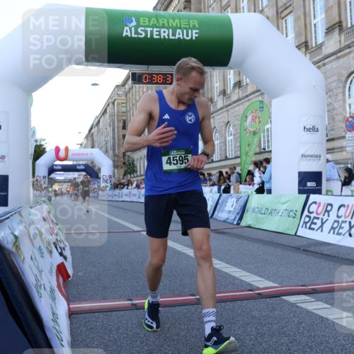 07.09.2025 - BARMER Alsterlauf Strokosch-Dieckow http://msf.ph/oto/8719413 07.09.2025 09:38:30 Ziel 2663, 4312, 4595, 5157, 6024 meine-sportfotos.de