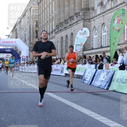 07.09.2025 - BARMER Alsterlauf Strokosch-Dieckow http://msf.ph/oto/8719445 07.09.2025 09:38:42 Ziel 2613, 4585, 5157, 5189, 5274, 5394, 5979, 6197 meine-sportfotos.de
