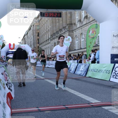 07.09.2025 - BARMER Alsterlauf Strokosch-Dieckow http://msf.ph/oto/8719529 07.09.2025 09:39:20 Ziel 2058, 3124, 3380, 3670, 4037, 4526, 4627, 4695, 5995, 6172, 8247, 8343, 8476 meine-sportfotos.de