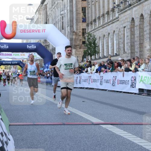 07.09.2025 - BARMER Alsterlauf Strokosch-Dieckow http://msf.ph/oto/8719615 07.09.2025 09:39:51 Ziel 3180, 3639, 3733, 4122, 4192, 4419, 5993 meine-sportfotos.de