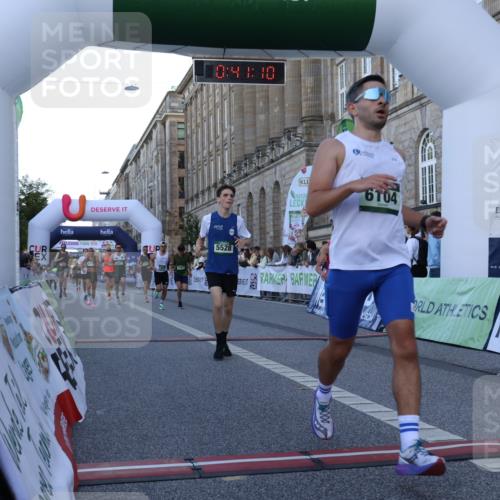 07.09.2025 - BARMER Alsterlauf Strokosch-Dieckow http://msf.ph/oto/8719789 07.09.2025 09:41:09 Ziel 2583, 2677, 4305, 4307, 4498, 5210, 5392, 5528, 6104, 6307, 8424, 8435, 8455 meine-sportfotos.de