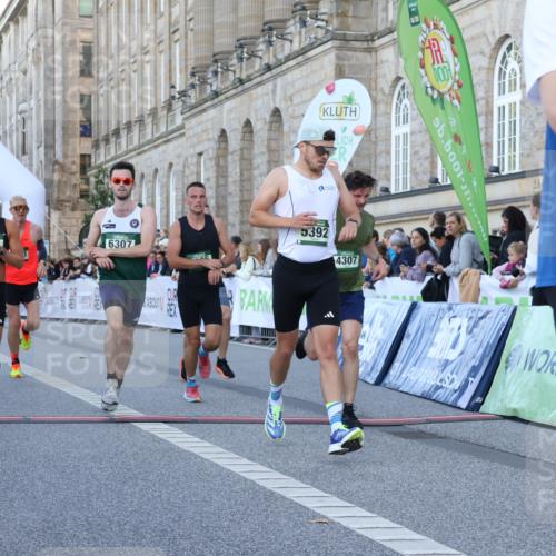 07.09.2025 - BARMER Alsterlauf Strokosch-Dieckow http://msf.ph/oto/8719797 07.09.2025 09:41:11 Ziel 2583, 2677, 4305, 4307, 4498, 5210, 5392, 5528, 6104, 6307, 8232, 8424, 8435, 8455 meine-sportfotos.de
