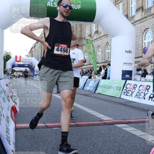 07.09.2025 - BARMER Alsterlauf Strokosch-Dieckow http://msf.ph/oto/8719808 07.09.2025 09:41:14 Ziel 2583, 2677, 4305, 4307, 4498, 5210, 5392, 6307, 8232, 8435, 8455 meine-sportfotos.de