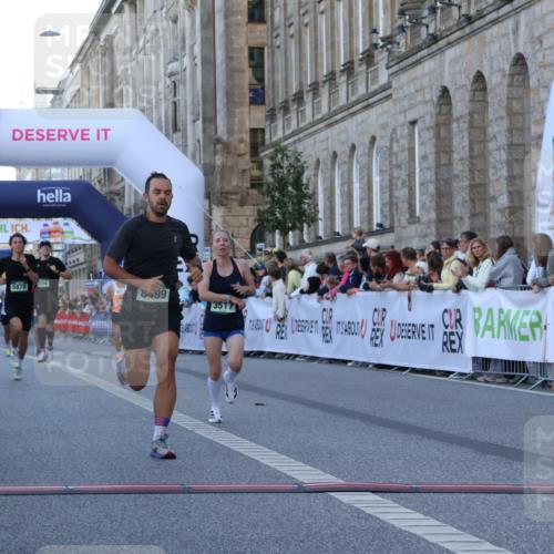 07.09.2025 - BARMER Alsterlauf Strokosch-Dieckow http://msf.ph/oto/8719839 07.09.2025 09:41:39 Ziel 2098, 3517, 5878, 8499 meine-sportfotos.de