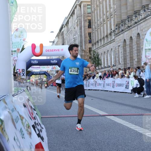 07.09.2025 - BARMER Alsterlauf Strokosch-Dieckow http://msf.ph/oto/8719922 07.09.2025 09:42:23 Ziel 6013, 6066, 8358 meine-sportfotos.de