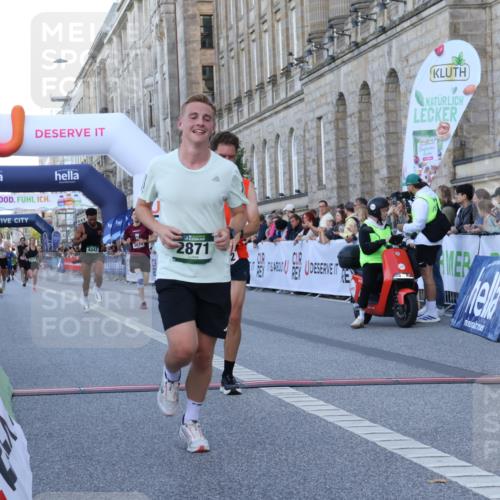 07.09.2025 - BARMER Alsterlauf Strokosch-Dieckow http://msf.ph/oto/8719963 07.09.2025 09:42:47 Ziel 2799, 2871, 3074, 4042, 4652 meine-sportfotos.de