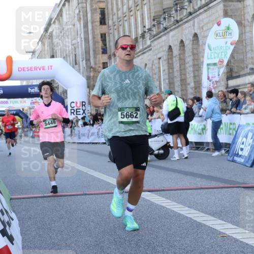 07.09.2025 - BARMER Alsterlauf Strokosch-Dieckow http://msf.ph/oto/8720013 07.09.2025 09:43:13 Ziel 2231, 3572, 4303, 4594, 5356, 5449, 5662 meine-sportfotos.de