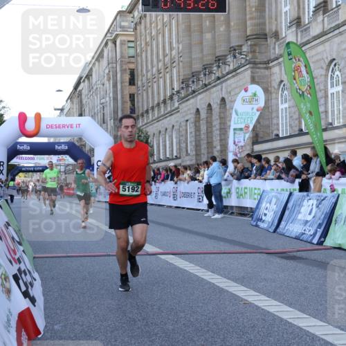 07.09.2025 - BARMER Alsterlauf Strokosch-Dieckow http://msf.ph/oto/8720027 07.09.2025 09:43:25 Ziel 2176, 4146, 4963, 5192, 8270 meine-sportfotos.de