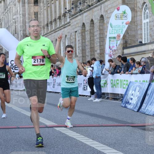 07.09.2025 - BARMER Alsterlauf Strokosch-Dieckow http://msf.ph/oto/8720035 07.09.2025 09:43:29 Ziel 2176, 3890, 4146, 4963, 5192, 8270 meine-sportfotos.de