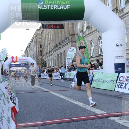 07.09.2025 - BARMER Alsterlauf Strokosch-Dieckow http://msf.ph/oto/8720090 07.09.2025 09:43:55 Ziel 2191, 2400, 4022, 4140, 5421, 5467, 8006, 8136, 8139 meine-sportfotos.de