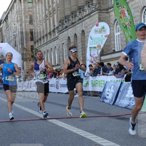 07.09.2025 - BARMER Alsterlauf Strokosch-Dieckow http://msf.ph/oto/8720098 07.09.2025 09:43:58 Ziel 2191, 2400, 4022, 4140, 5421, 5467, 6250, 8136, 8139 meine-sportfotos.de