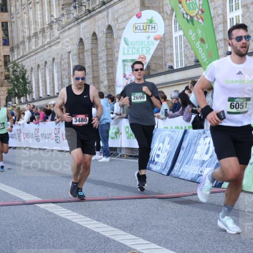 07.09.2025 - BARMER Alsterlauf Strokosch-Dieckow http://msf.ph/oto/8720144 07.09.2025 09:44:16 Ziel 2339, 2409, 2618, 2699, 2826, 3480, 4949, 5034, 6020, 6051, 6178, 6255, 8040, 8113, 8364 meine-sportfotos.de