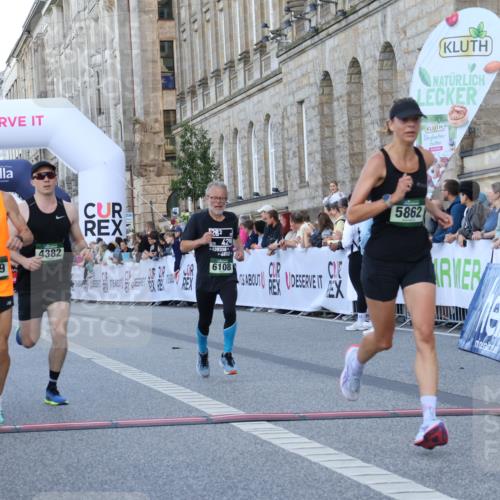 07.09.2025 - BARMER Alsterlauf Strokosch-Dieckow http://msf.ph/oto/8720170 07.09.2025 09:44:24 Ziel 2339, 2409, 2618, 2826, 3596, 4382, 4849, 4949, 5034, 5227, 5751, 5862, 6108, 8113, 8364 meine-sportfotos.de
