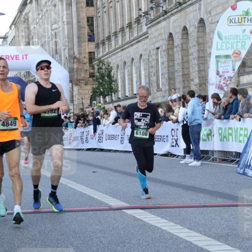 07.09.2025 - BARMER Alsterlauf Strokosch-Dieckow http://msf.ph/oto/8720171 07.09.2025 09:44:24 Ziel 2339, 2409, 2618, 2826, 3596, 4382, 4849, 4949, 5034, 5227, 5751, 5862, 6108, 8113, 8364 meine-sportfotos.de