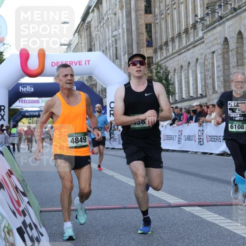 07.09.2025 - BARMER Alsterlauf Strokosch-Dieckow http://msf.ph/oto/8720173 07.09.2025 09:44:25 Ziel 2339, 2618, 2826, 3596, 4382, 4472, 4849, 4949, 5034, 5227, 5751, 5862, 6108, 8364 meine-sportfotos.de