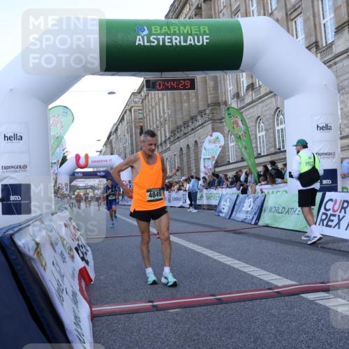 07.09.2025 - BARMER Alsterlauf Strokosch-Dieckow http://msf.ph/oto/8720181 07.09.2025 09:44:27 Ziel 2618, 3596, 4382, 4472, 4849, 4949, 5034, 5227, 5751, 5862, 6108, 6193 meine-sportfotos.de
