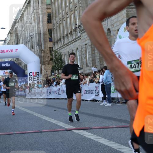 07.09.2025 - BARMER Alsterlauf Strokosch-Dieckow http://msf.ph/oto/8720194 07.09.2025 09:44:33 Ziel 2411, 3458, 3596, 3638, 4472, 4896, 5227, 5751, 6120, 6193, 8154 meine-sportfotos.de