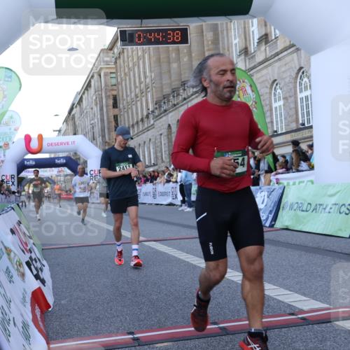 07.09.2025 - BARMER Alsterlauf Strokosch-Dieckow http://msf.ph/oto/8720204 07.09.2025 09:44:37 Ziel 2411, 2785, 3458, 3638, 4472, 4896, 5983, 6120, 6193, 8154 meine-sportfotos.de