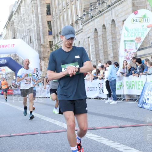 07.09.2025 - BARMER Alsterlauf Strokosch-Dieckow http://msf.ph/oto/8720205 07.09.2025 09:44:37 Ziel 2411, 2785, 3458, 3638, 4472, 4896, 5983, 6120, 6193, 8154 meine-sportfotos.de