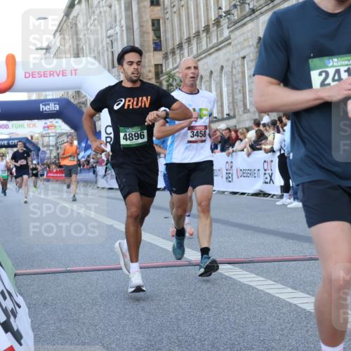 07.09.2025 - BARMER Alsterlauf Strokosch-Dieckow http://msf.ph/oto/8720211 07.09.2025 09:44:39 Ziel 2411, 2785, 3458, 3638, 4896, 5983, 6120, 6193, 8154 meine-sportfotos.de