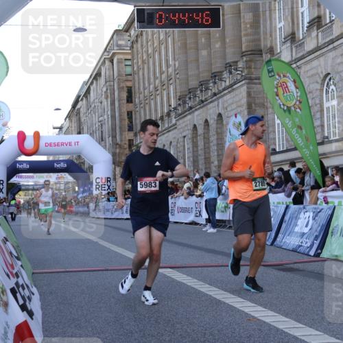 07.09.2025 - BARMER Alsterlauf Strokosch-Dieckow http://msf.ph/oto/8720225 07.09.2025 09:44:44 Ziel 2212, 2742, 2785, 3230, 3458, 3638, 4896, 5983, 6120 meine-sportfotos.de