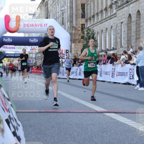 07.09.2025 - BARMER Alsterlauf Strokosch-Dieckow http://msf.ph/oto/8720240 07.09.2025 09:44:53 Ziel 2212, 2340, 2561, 2742, 3230, 4543, 4599, 5500, 6006, 6116, 6204 meine-sportfotos.de