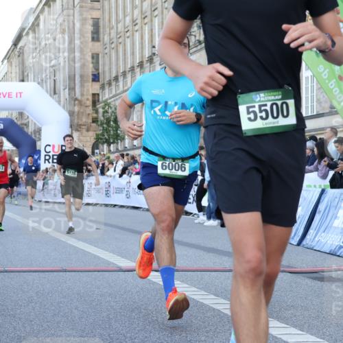 07.09.2025 - BARMER Alsterlauf Strokosch-Dieckow http://msf.ph/oto/8720256 07.09.2025 09:44:59 Ziel 2340, 2389, 2561, 3702, 4543, 4599, 5126, 5317, 5500, 5913, 6006, 6116, 6204 meine-sportfotos.de