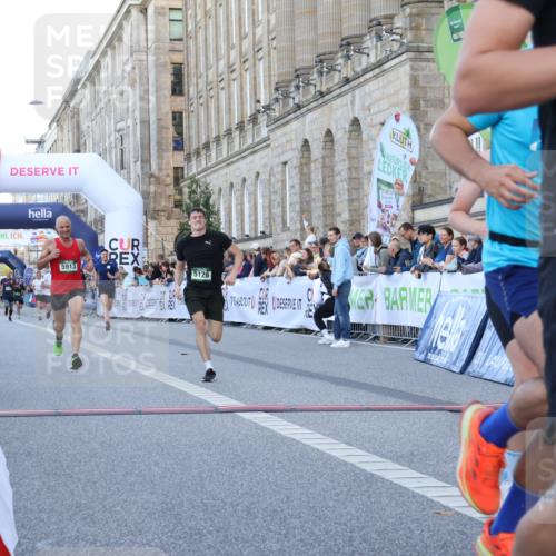 07.09.2025 - BARMER Alsterlauf Strokosch-Dieckow http://msf.ph/oto/8720257 07.09.2025 09:45:00 Ziel 2389, 2561, 3305, 3702, 4543, 4599, 5126, 5317, 5500, 5913, 6006, 6116 meine-sportfotos.de