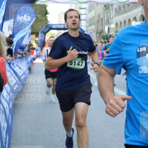 07.09.2025 - BARMER Alsterlauf Strokosch-Dieckow http://msf.ph/oto/8720976 07.09.2025 09:58:47 Ziel 2055, 2270, 2303, 2786, 2808, 2993, 3075, 3081, 3222, 3252, 3277, 3414, 3492, 3667, 3709, 3710, 3909, 4123, 4183, 4188, 4225, 4226, 4241, 4290, 4299, 4700, 4801, 4940, 5106, 5174, 5211, 5313, 5335, 5518, 5552, 5667, 5819, 5834, 5996, 6064, 6157, 6189, 6326 meine-sportfotos.de