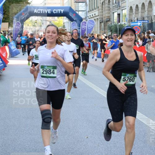07.09.2025 - BARMER Alsterlauf Strokosch-Dieckow http://msf.ph/oto/8721118 07.09.2025 09:58:30 Ziel 2055, 2297, 2762, 2867, 2988, 3050, 3252, 3394, 3482, 3593, 3631, 3666, 4183, 4188, 4219, 4227, 4242, 4698, 4801, 4940, 4972, 5016, 5099, 5100, 5174, 5335, 5498, 5501, 5548, 5723, 5838, 5882, 5955, 6160, 6161, 8117, 8239 meine-sportfotos.de
