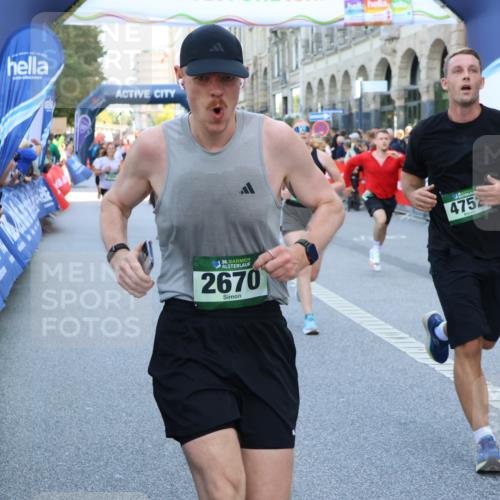 07.09.2025 - BARMER Alsterlauf Strokosch-Dieckow http://msf.ph/oto/8721126 07.09.2025 09:58:25 Ziel 2210, 2297, 2375, 2640, 2762, 2803, 2867, 2988, 3040, 3050, 3394, 3482, 3593, 3631, 3666, 3704, 4119, 4135, 4219, 4227, 4242, 4558, 4559, 4698, 4828, 4972, 5099, 5100, 5147, 5498, 5548, 5882, 5955, 6160, 6161, 6340, 8117, 8239, 8387, 8388 meine-sportfotos.de