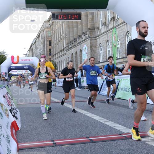 07.09.2025 - BARMER Alsterlauf Strokosch-Dieckow http://msf.ph/oto/8721160 07.09.2025 09:51:33 Ziel 2322, 2609, 2802, 2836, 3059, 3447, 3476, 3618, 3812, 4161, 4162, 4223, 4300, 4895, 4992, 5358, 5426, 5455, 5772, 8174, 8318 meine-sportfotos.de