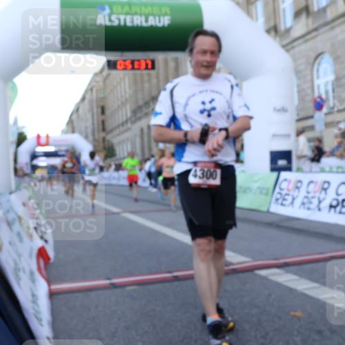 07.09.2025 - BARMER Alsterlauf Strokosch-Dieckow http://msf.ph/oto/8721166 07.09.2025 09:51:36 Ziel 2609, 2802, 2836, 3059, 3447, 3618, 3812, 4161, 4162, 4223, 4300, 4619, 4895, 4992, 5051, 5358, 5426, 5455, 8318 meine-sportfotos.de