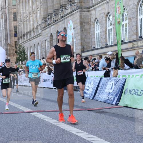 07.09.2025 - BARMER Alsterlauf Strokosch-Dieckow http://msf.ph/oto/8721187 07.09.2025 09:51:44 Ziel 2025, 2416, 2778, 2802, 3538, 3546, 3618, 4173, 4619, 4944, 5051, 5715, 5858, 5905, 5921 meine-sportfotos.de