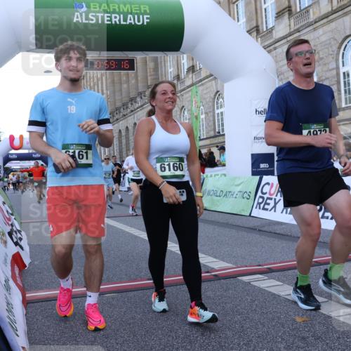 07.09.2025 - BARMER Alsterlauf Strokosch-Dieckow http://msf.ph/oto/8722339 07.09.2025 09:59:14 Ziel 2297, 2786, 2867, 2988, 3394, 3482, 3593, 3631, 3666, 4227, 4242, 4940, 4972, 5174, 5498, 5548, 5723, 5834, 6160, 6161, 8239 meine-sportfotos.de
