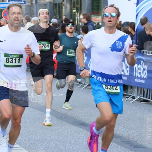 07.09.2025 - BARMER Alsterlauf Strokosch-Dieckow http://msf.ph/oto/8724279 07.09.2025 09:49:45 Ziel 2301, 2484, 2629, 2918, 3030, 3032, 3404, 3579, 3819, 4043, 4308, 4326, 4426, 4535, 4826, 4924, 5091, 5230, 5428, 5460, 5722, 6290, 6311, 8262, 8377, 8418, 8419 meine-sportfotos.de
