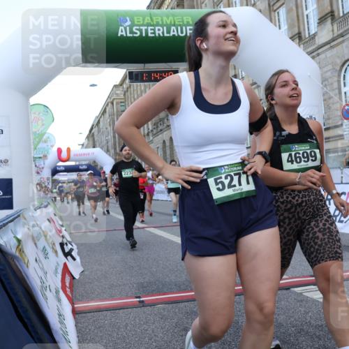 07.09.2025 - BARMER Alsterlauf Strokosch-Dieckow http://msf.ph/oto/8724626 07.09.2025 10:14:46 Ziel 2232, 2403, 2688, 2929, 2930, 3236, 3346, 3734, 3735, 3929, 4213, 4489, 4553, 4699, 5277, 5278, 5795, 6145, 6165, 6337, 8101, 8120, 8195, 8224 meine-sportfotos.de