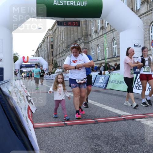 07.09.2025 - BARMER Alsterlauf Strokosch-Dieckow http://msf.ph/oto/8725234 07.09.2025 10:19:02 Ziel 2255, 2575, 2715, 3138, 3139, 3499, 4724 meine-sportfotos.de