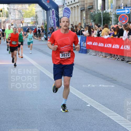 07.09.2025 - BARMER Alsterlauf Strokosch-Dieckow http://msf.ph/oto/8726214 07.09.2025 09:43:04 Ziel 2400, 3814, 3890, 4050, 5382, 5389, 5714, 8006, 8336 meine-sportfotos.de