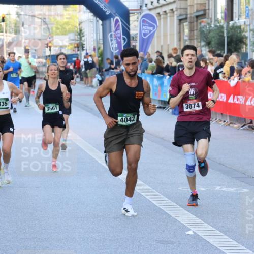 07.09.2025 - BARMER Alsterlauf Strokosch-Dieckow http://msf.ph/oto/8726324 07.09.2025 09:42:38 Ziel 2111, 2231, 3572, 4146, 4303, 4594, 5192, 5213, 5449, 5662 meine-sportfotos.de