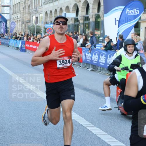 07.09.2025 - BARMER Alsterlauf Strokosch-Dieckow http://msf.ph/oto/8726359 07.09.2025 09:42:27 Ziel 2111, 2231, 3074, 4303, 4594, 5118, 5213, 5356, 5662, 5906, 6253, 6297, 8265, 8408 meine-sportfotos.de