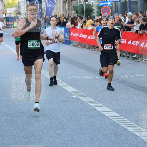 07.09.2025 - BARMER Alsterlauf Strokosch-Dieckow http://msf.ph/oto/8726496 07.09.2025 09:41:40 Ziel 2106, 3405, 4687, 5583, 5828, 6013, 6066, 8025, 8358, 8389 meine-sportfotos.de