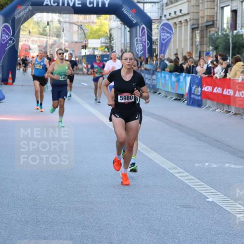 07.09.2025 - BARMER Alsterlauf Strokosch-Dieckow http://msf.ph/oto/8726754 07.09.2025 09:40:18 Ziel 2017, 2358, 2677, 3296, 3673, 3979, 4005, 5143, 5243, 5525, 5635, 6040, 6104 meine-sportfotos.de