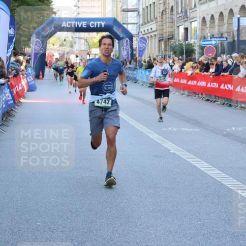 07.09.2025 - BARMER Alsterlauf Strokosch-Dieckow http://msf.ph/oto/8726783 07.09.2025 09:40:10 Ziel 2017, 2358, 2680, 2914, 3673, 3979, 4005, 5142, 5243, 5785, 6040, 6212, 8173, 8337 meine-sportfotos.de