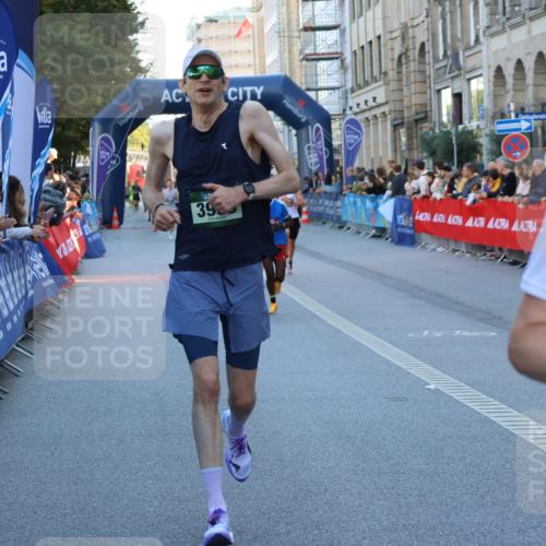 07.09.2025 - BARMER Alsterlauf Strokosch-Dieckow http://msf.ph/oto/8726866 07.09.2025 09:39:32 Ziel 2309, 2401, 2566, 2658, 2964, 3701, 3753, 4639, 5057, 5436, 5440, 5582, 5863, 8437 meine-sportfotos.de