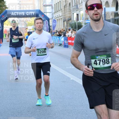 07.09.2025 - BARMER Alsterlauf Strokosch-Dieckow http://msf.ph/oto/8726868 07.09.2025 09:39:31 Ziel 2309, 2401, 2566, 2658, 2964, 3701, 3753, 4639, 5057, 5436, 5440, 5582, 5863, 8437 meine-sportfotos.de