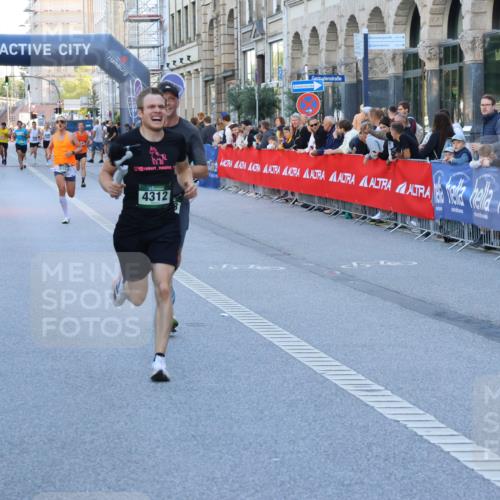 07.09.2025 - BARMER Alsterlauf Strokosch-Dieckow http://msf.ph/oto/8726936 07.09.2025 09:38:20 Ziel 2613, 3717, 4040, 4444, 4763, 5189, 5274, 5393, 5394, 5458, 5546, 5749 meine-sportfotos.de