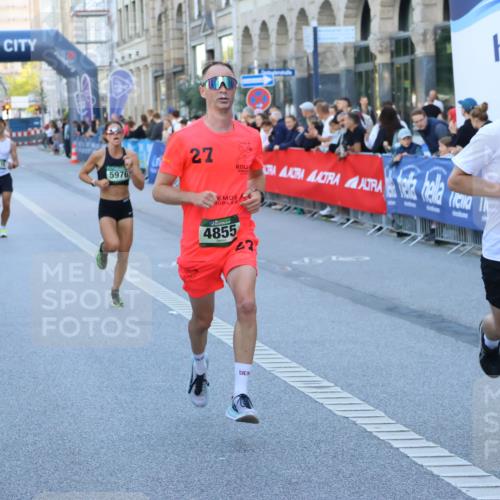 07.09.2025 - BARMER Alsterlauf Strokosch-Dieckow http://msf.ph/oto/8726964 07.09.2025 09:37:47 Ziel 2663, 4312, 4595, 4800, 4997, 5566, 6024, 8128 meine-sportfotos.de