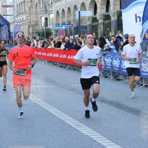 07.09.2025 - BARMER Alsterlauf Strokosch-Dieckow http://msf.ph/oto/8726965 07.09.2025 09:37:46 Ziel 2663, 4595, 4800, 4997, 5566, 6024, 8128 meine-sportfotos.de