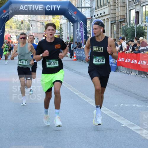 07.09.2025 - BARMER Alsterlauf Strokosch-Dieckow http://msf.ph/oto/8727046 07.09.2025 09:36:02 Ziel 27, 2012, 2529, 2779, 4647, 5660 meine-sportfotos.de